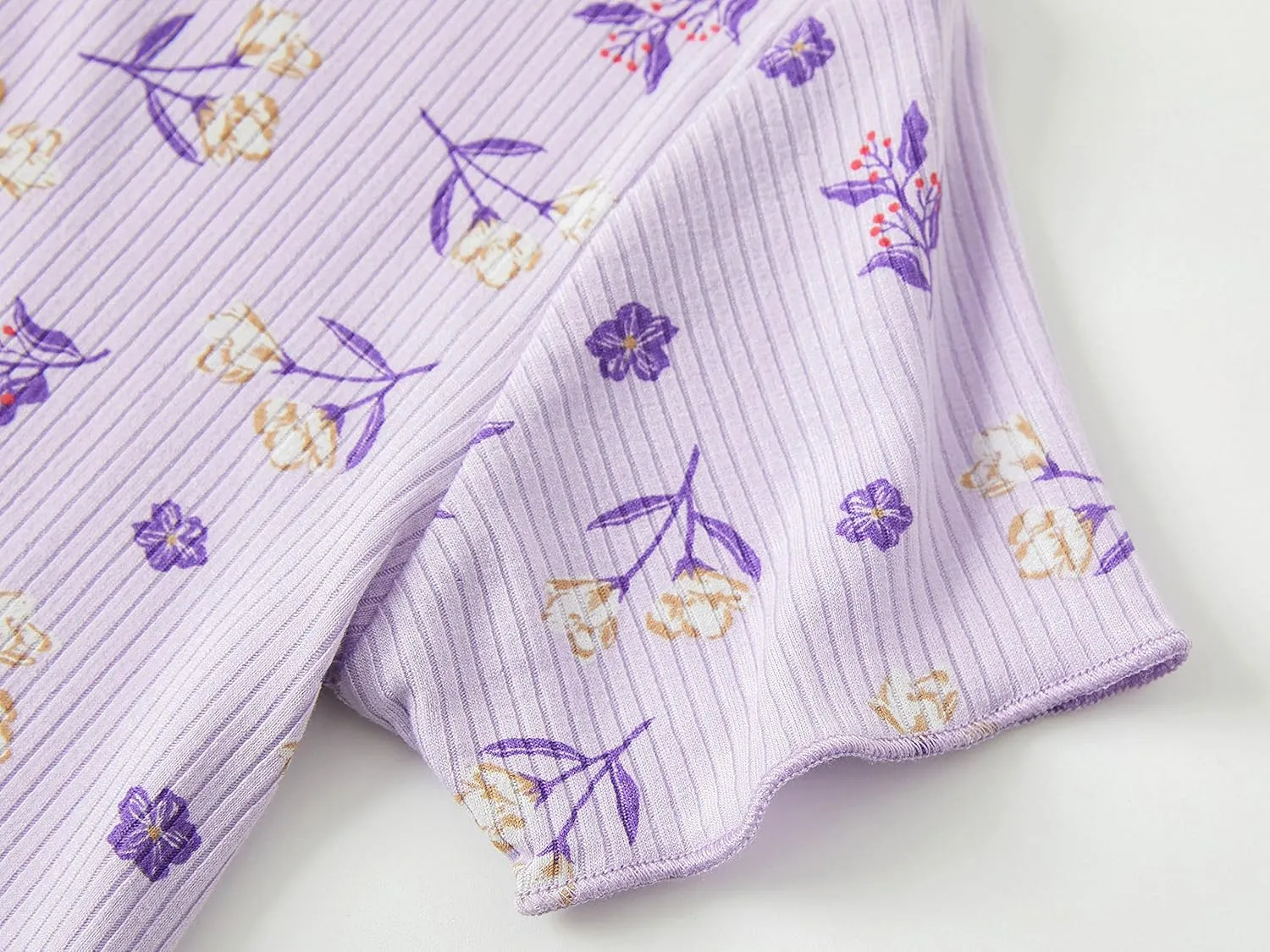 Beezizac Toddler & Little Girls Pajamas Cute Ditsy Floral/Strawberry Fruit Tee & Pants PJ Spring Set Kid Size 2T- 10