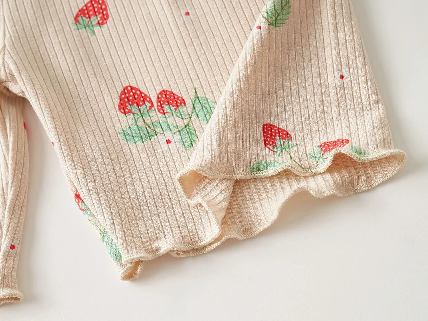 Beezizac Toddler & Little Girls Pajamas Cute Ditsy Floral/Strawberry Fruit Tee & Pants PJ Spring Set Kid Size 2T- 10