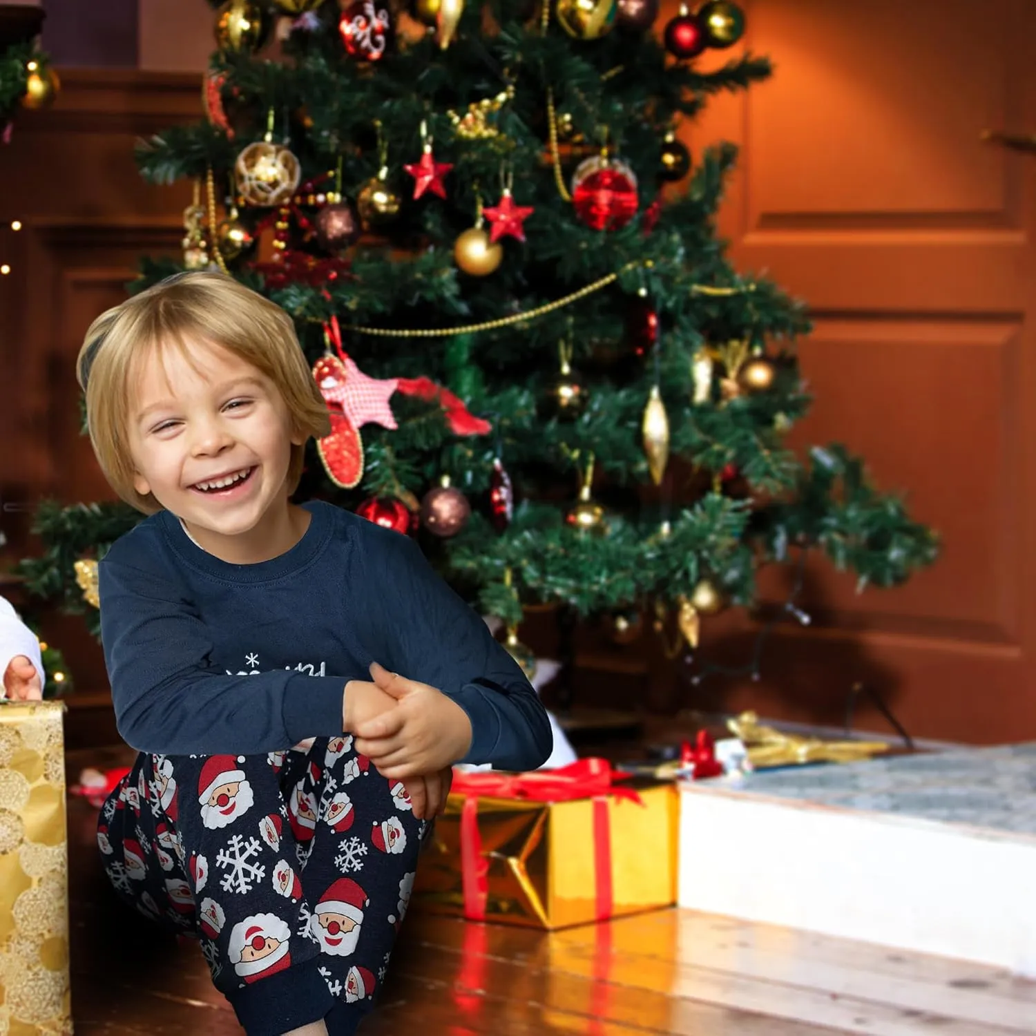 GRPSKCOS Kids Christmas Pajamas Toddler Kids Sleepwear Boys Girls Santa Claus Pajamas Winter Nightwear 2-12 Years