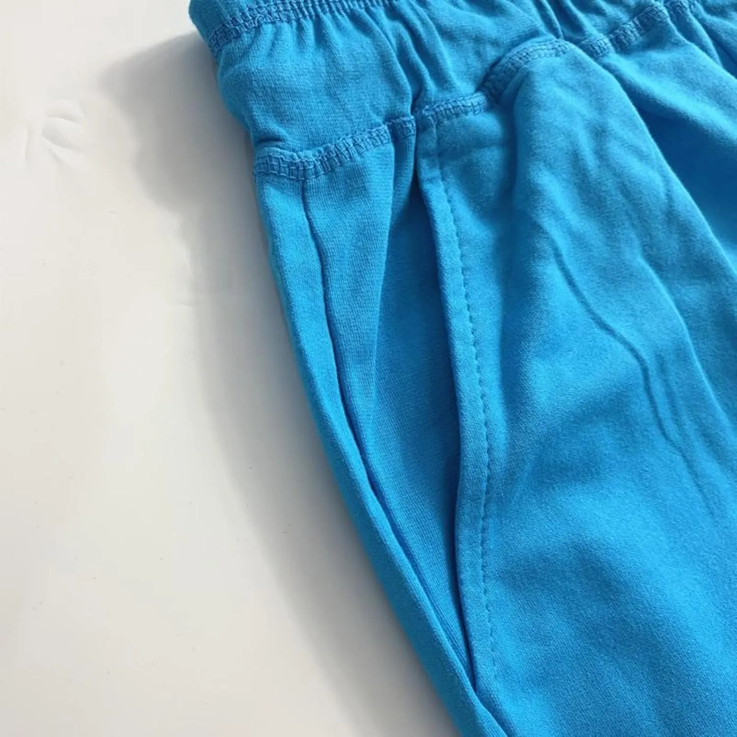 Men's Gym Workout Shorts Elastic Waist Quick Dry Athletic Short Pants Lightweight Running Basketball Shorts Pockets