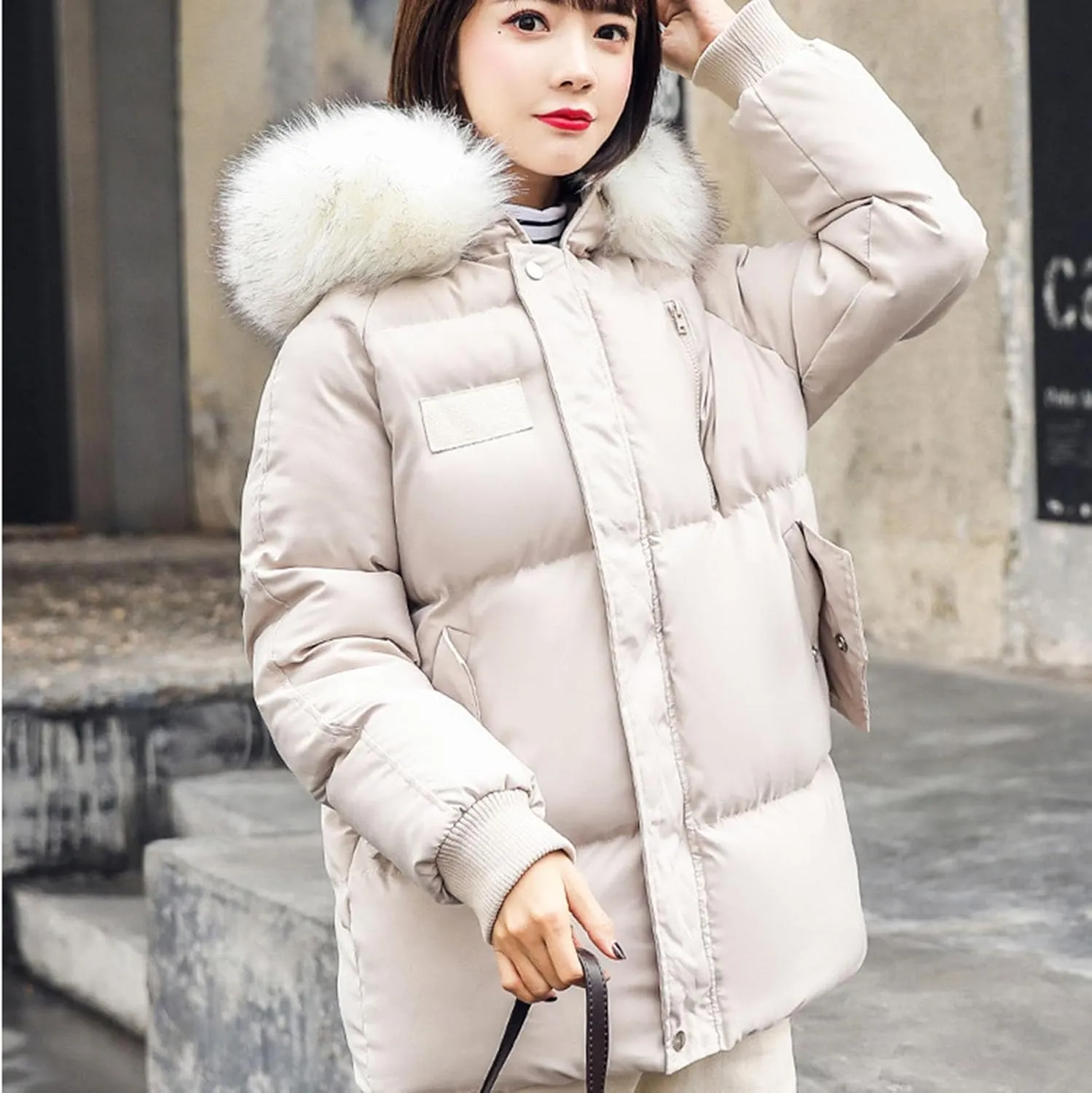 NATHGAM Down Jackets for Women 2023 Winter Long Sleeve Zip Puffer Jacket Baggy Short Down Coats Faux Fur Splicing Hooded Coat