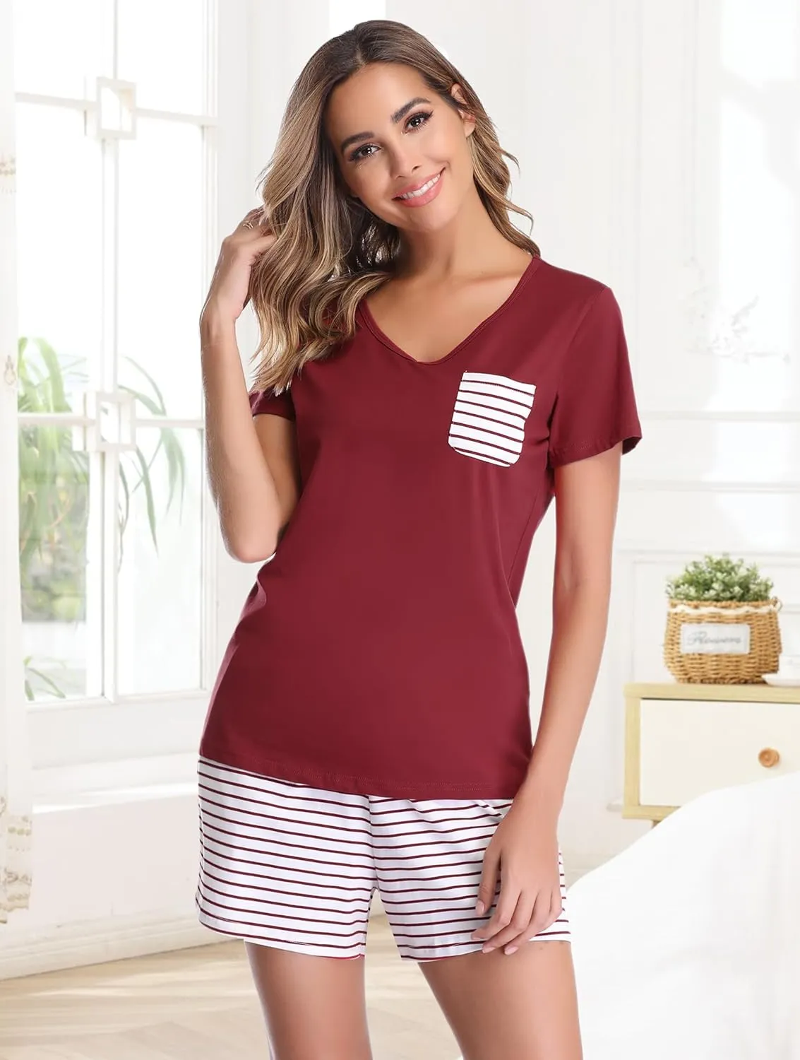 Vlazom Women's Pajama Sets V-Neck Shorts Pjs Set Short Sleeve Sleepwear Loungewear with Pockets & Drawstring